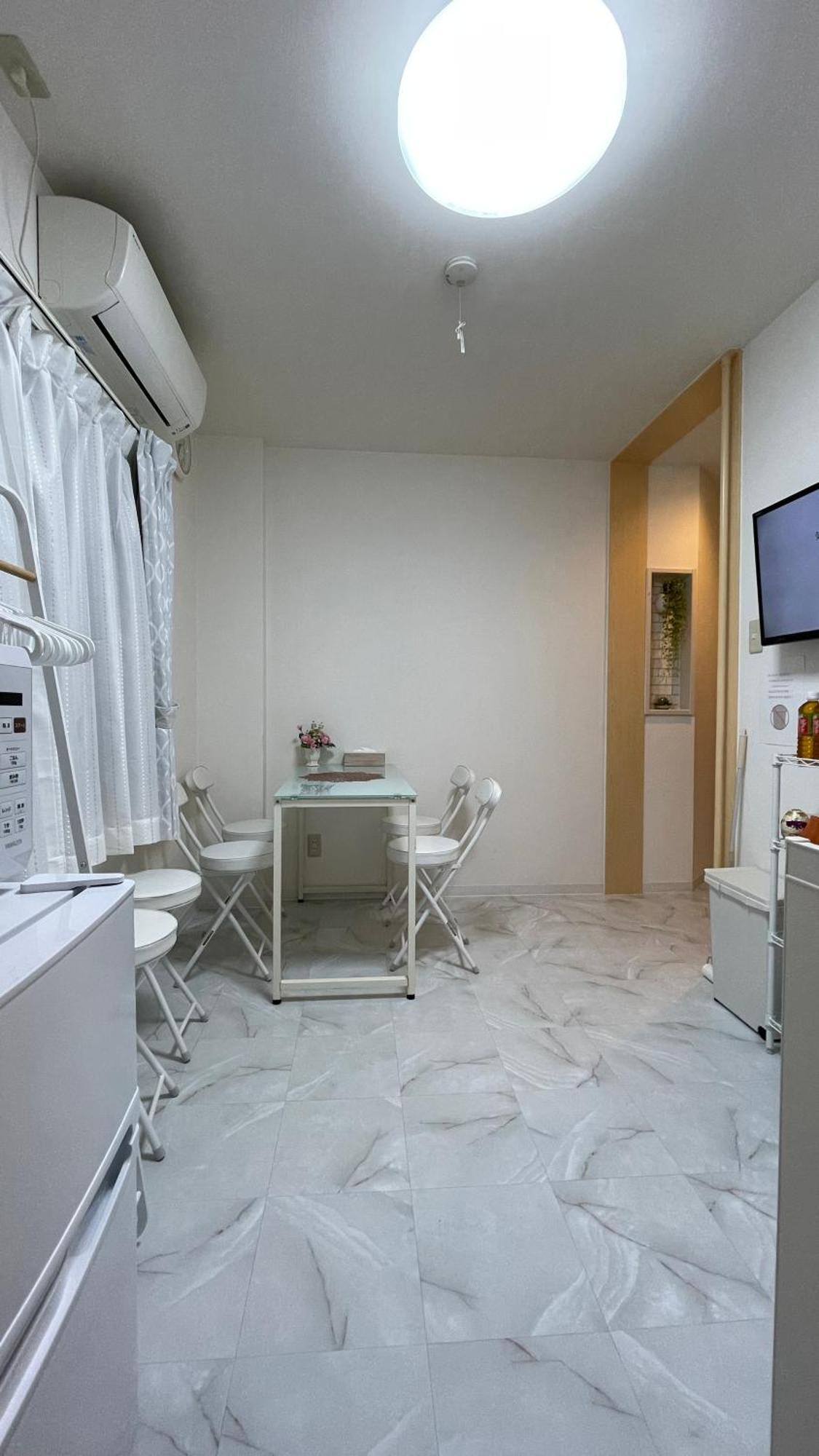 Apartment 幸・3 *